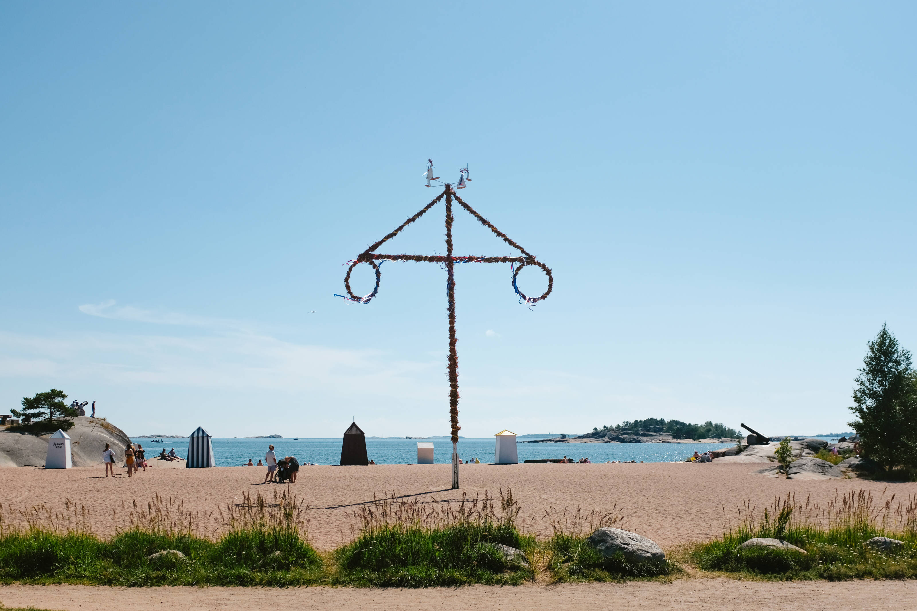 Sandy beach with clear water at Hanko. - Mariia Kauppi